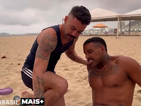 Dotado elated korean men porn