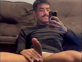 VAZOU novinho da rede vizinha mostrando o pauzao korean teen brat merry porn