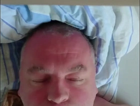 Das Gesicht von Nylonjunge beim Orgasmus hot lunch unconcerned porn