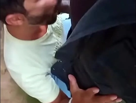 Segurança ganhando uma manada no serviço gay porn jester hot