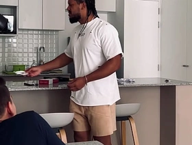 TRAILER CORTO GOLD DIGGER TURISTA CON MACHO VERGON INTERACIAL: korean mature gay porn