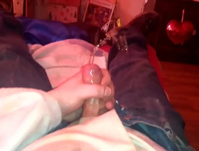 trzepie kutasa w brudnych ubraniach i szczam hot gay bubble rear end porn