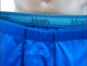 Dar aquela cheirada na cueca suada depois do treino é muito bom. Parte 1 delighted teen porn hot