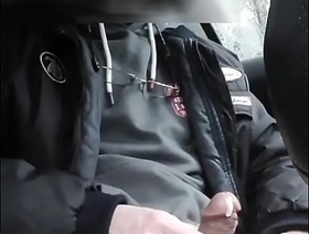 midget branlette dans la voiture sur une aire de repos, korean gay amateur porn